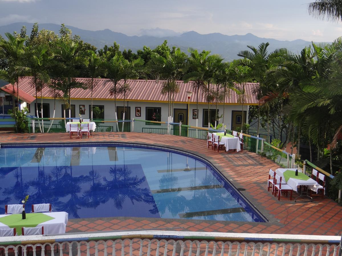 Palestina Ecohotel Chinchiná Exteriör bild